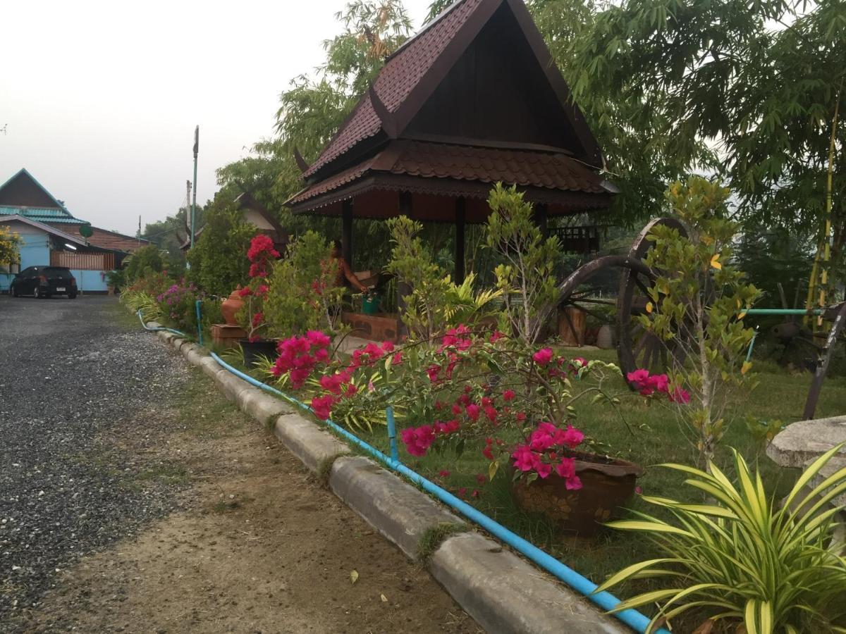 Bussaracum Resort Kanchanaburi Exteriér fotografie